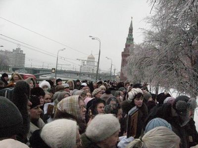 Крестный ход вокруг Кремля. 27.12.2010 г.